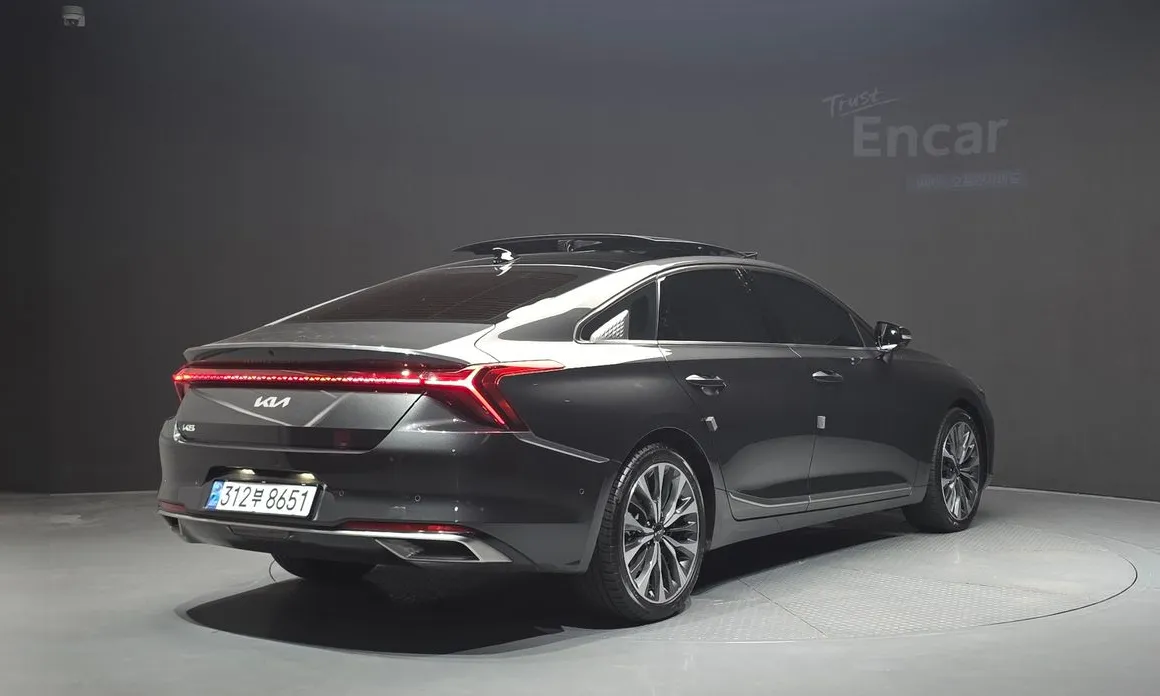 Kia K8