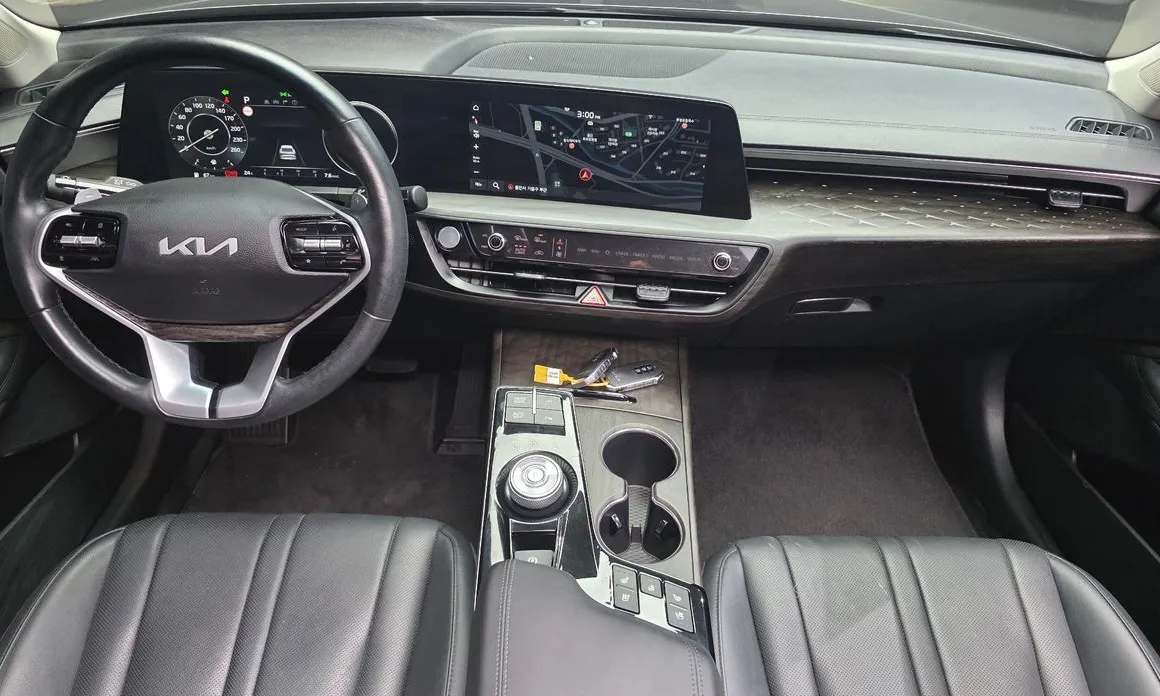 Kia K8