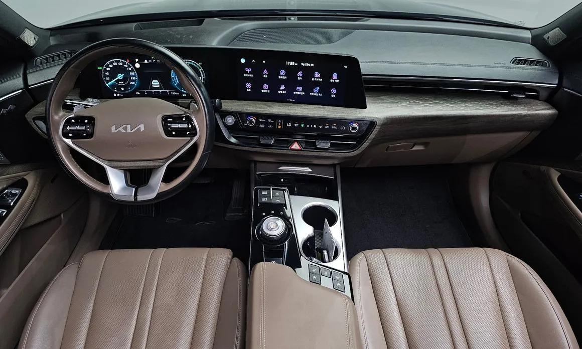 Kia K8