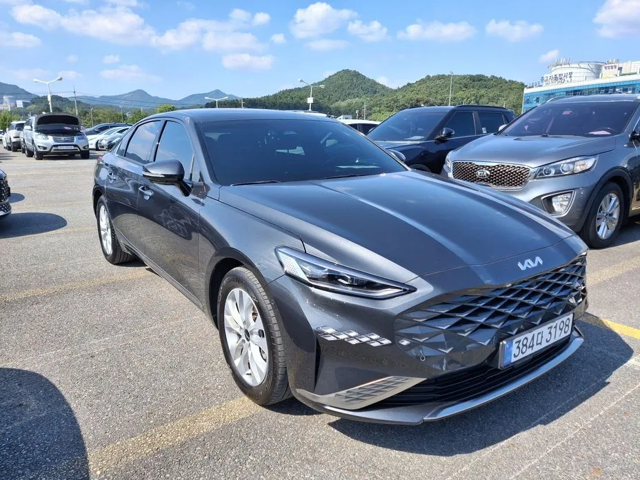 Kia K8