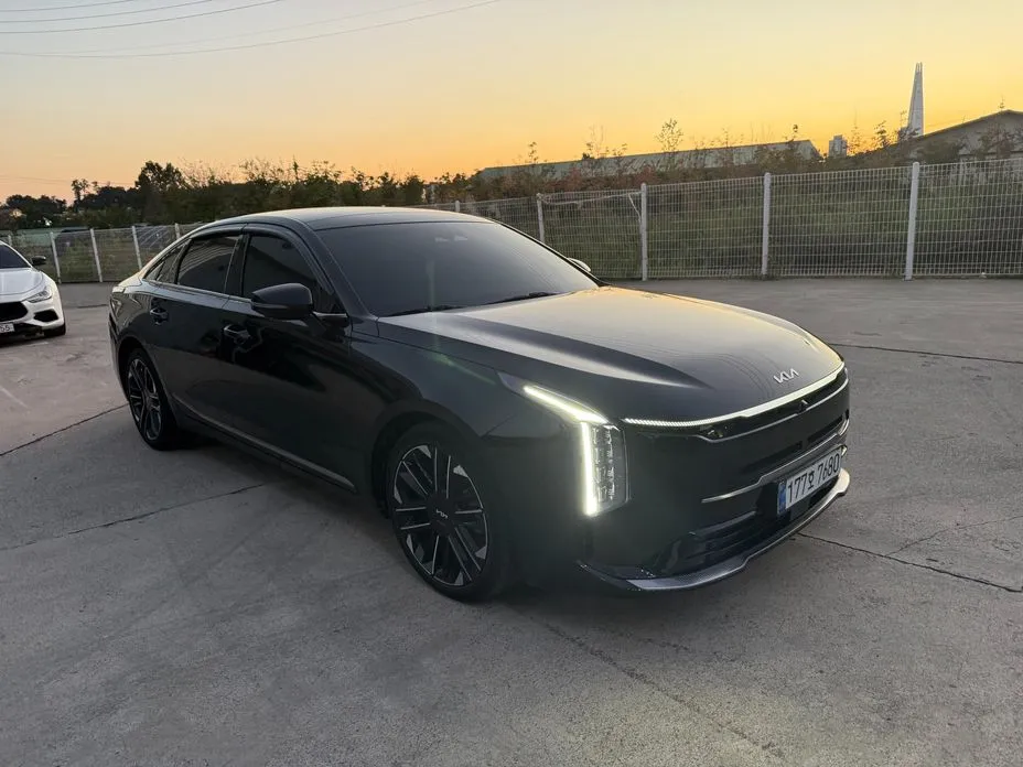 Kia K8