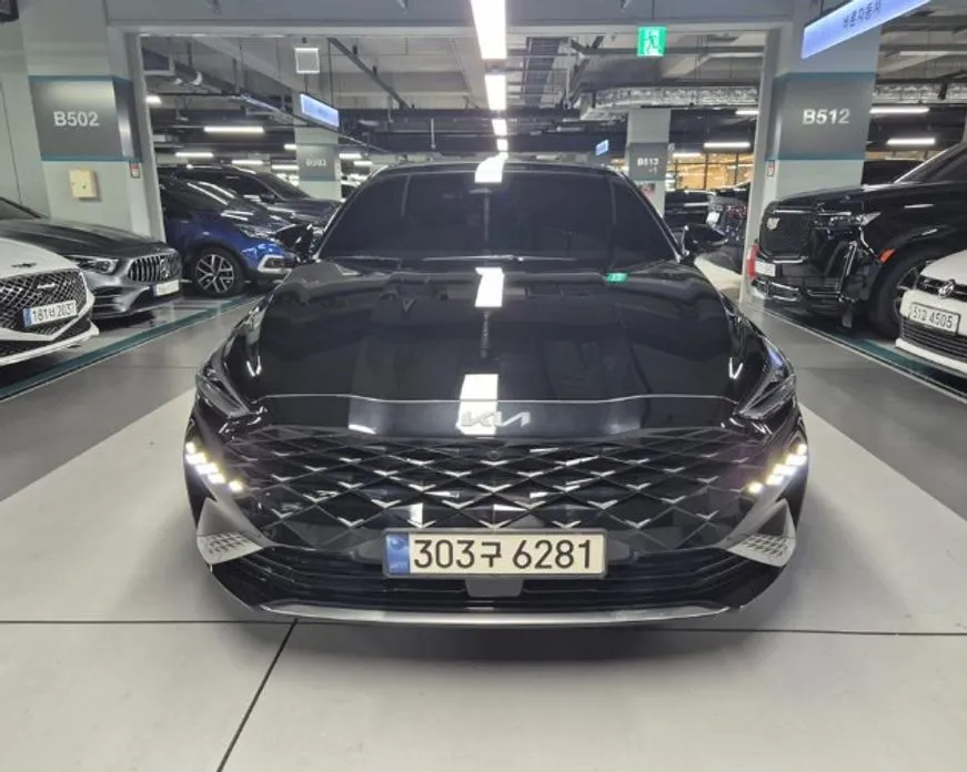 Kia K8