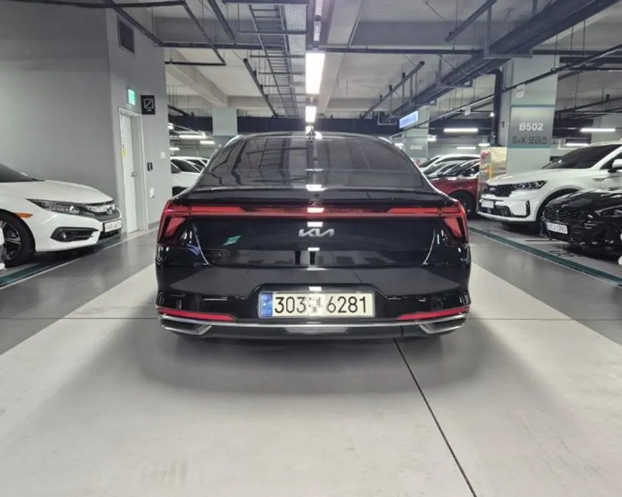 Kia K8