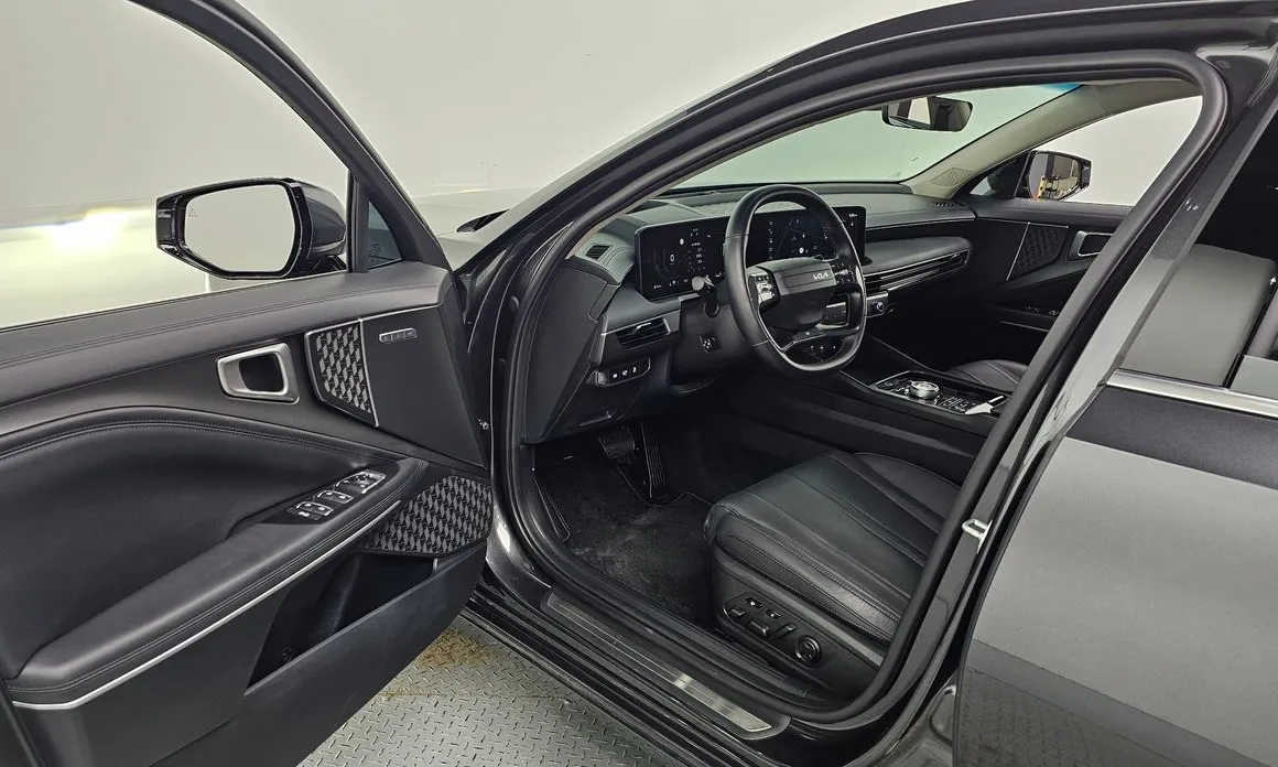 Kia K8