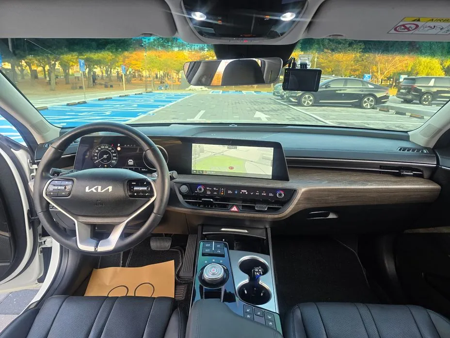Kia K8