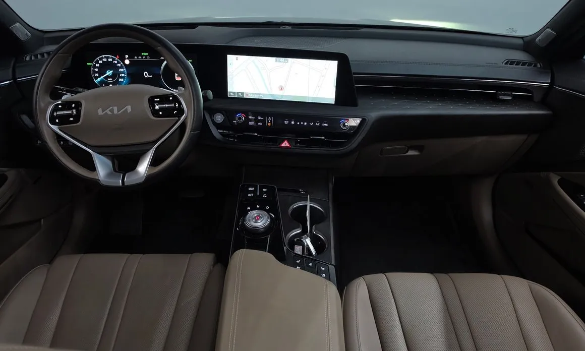 Kia K8