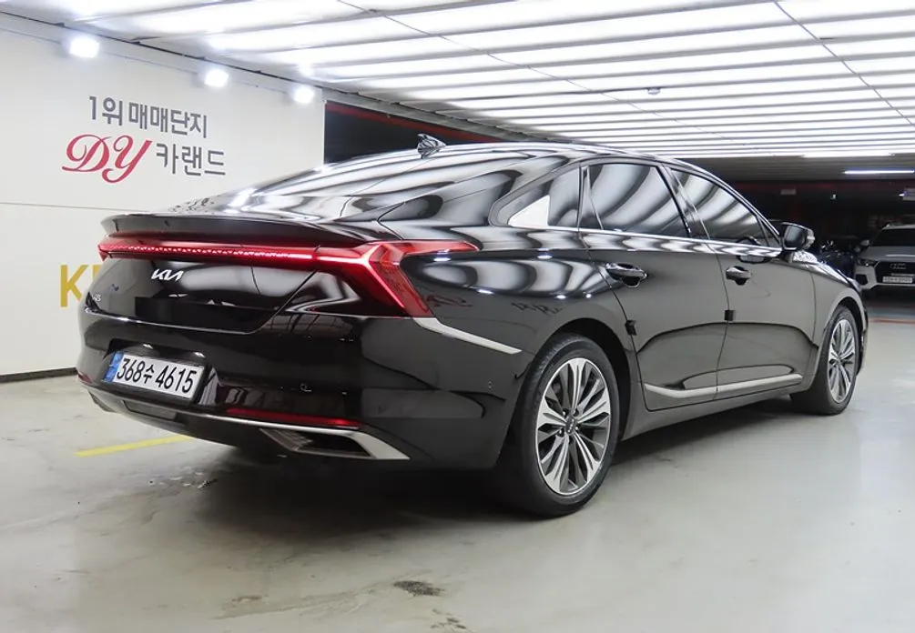 Kia K8
