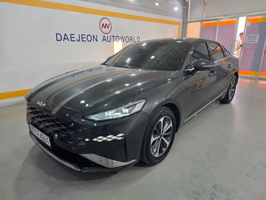Kia K8