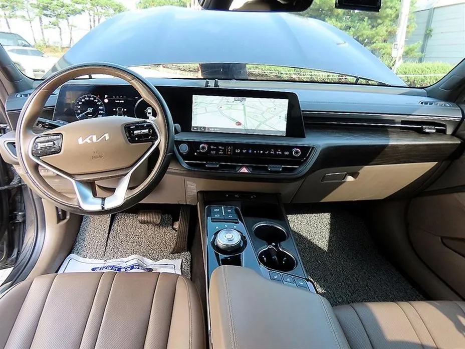 Kia K8