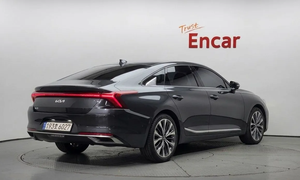 Kia K8