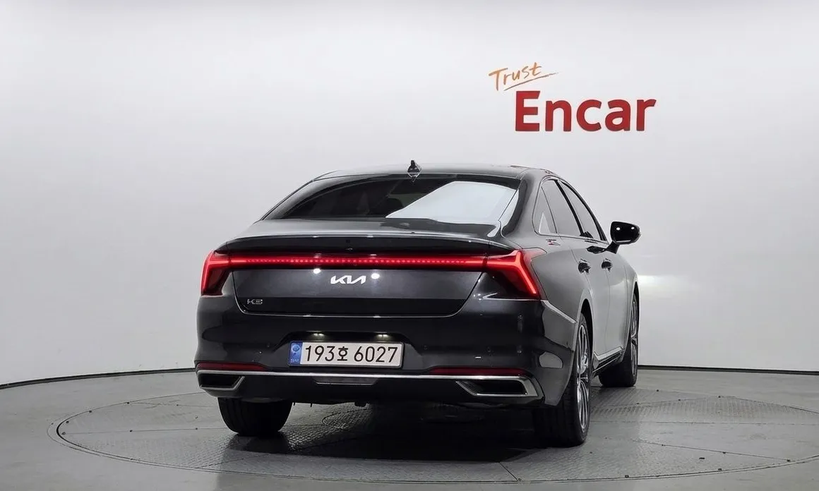 Kia K8