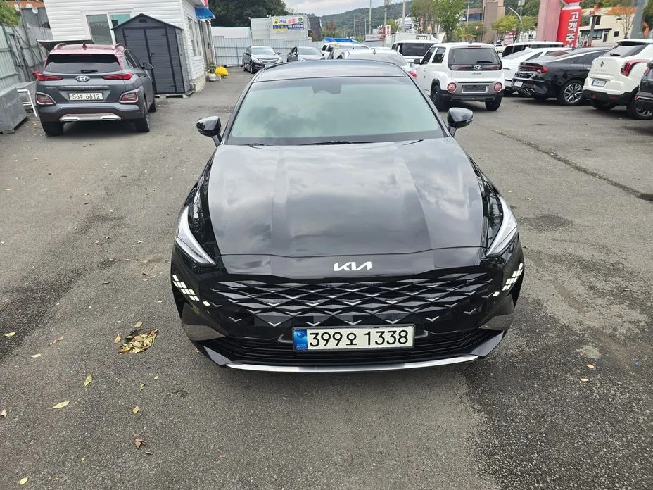 Kia K8