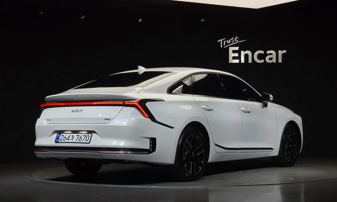 Kia K8
