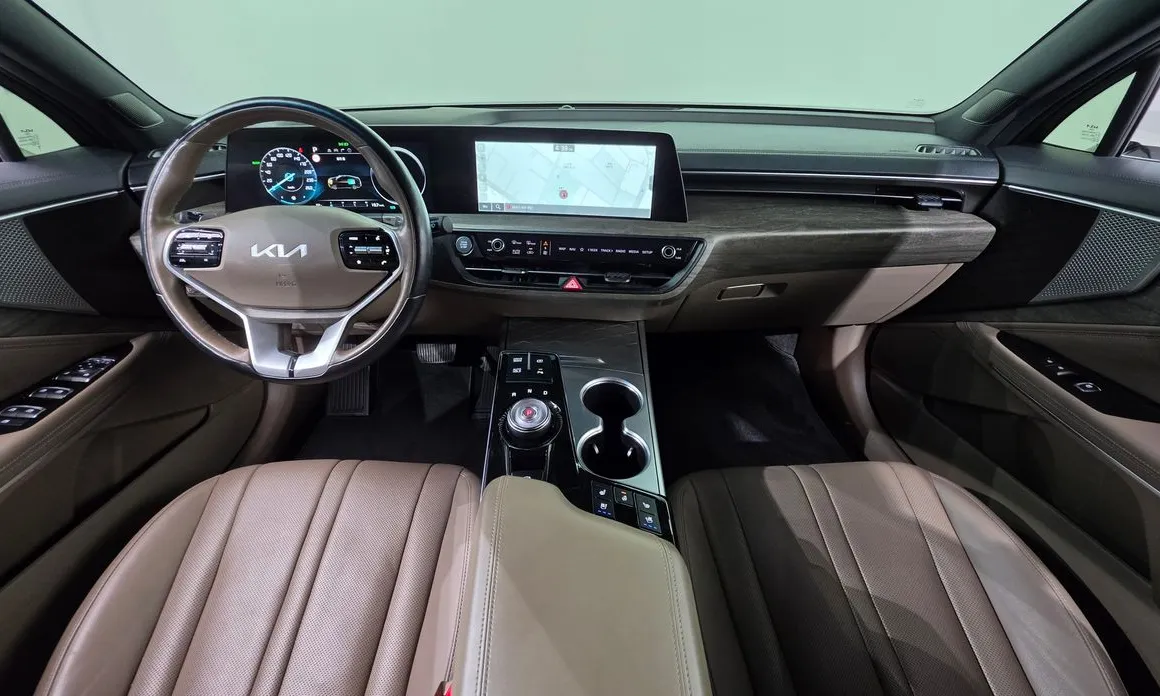 Kia K8
