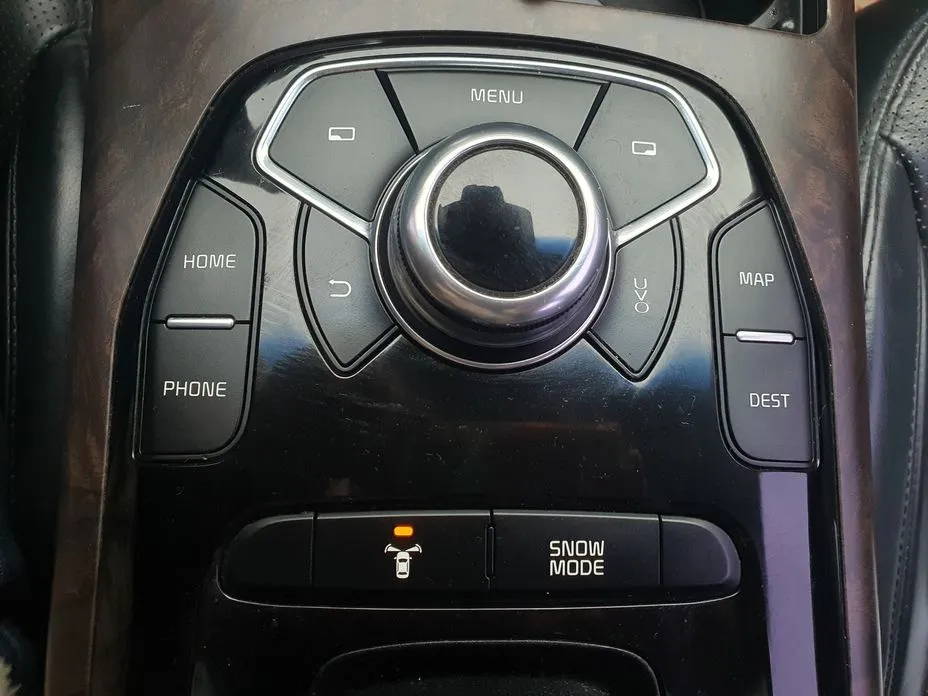 Kia K9
