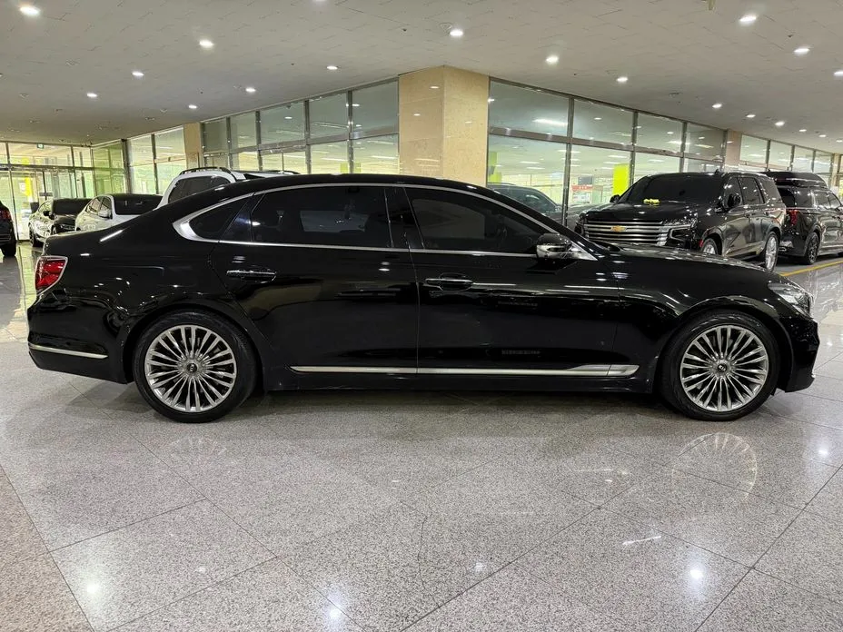 Kia K9