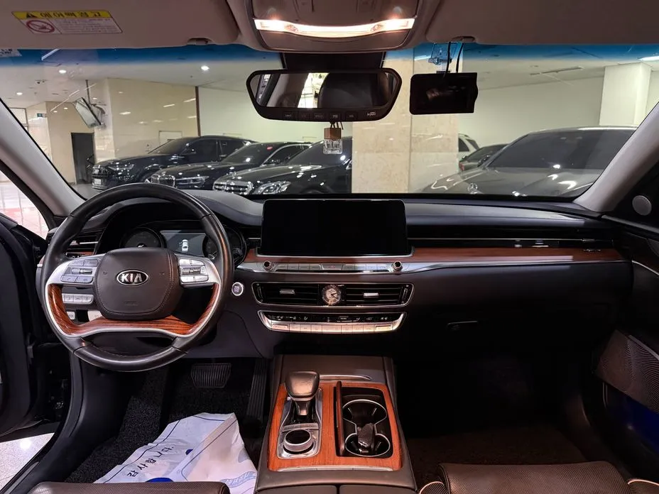 Kia K9