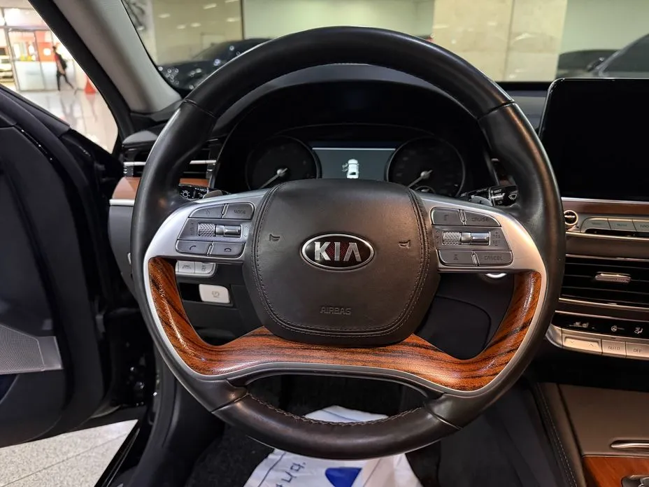 Kia K9