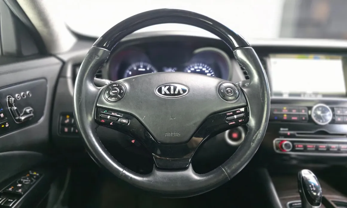 Kia K9