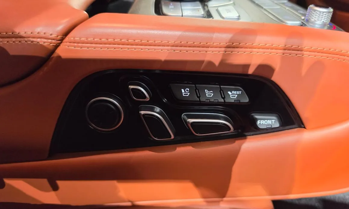 Kia K9