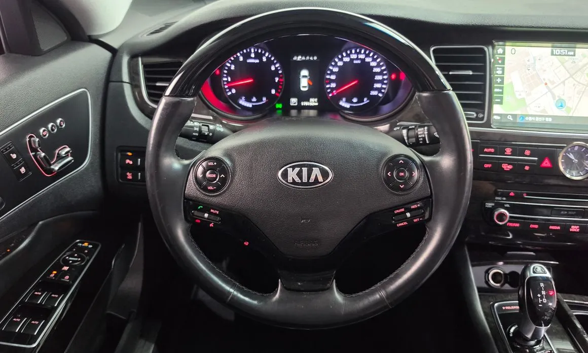 Kia K9