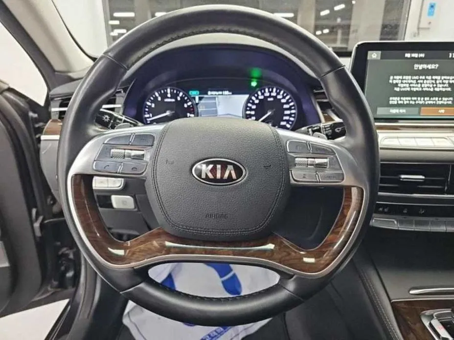 Kia K9