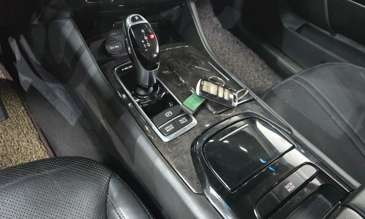 Kia K9