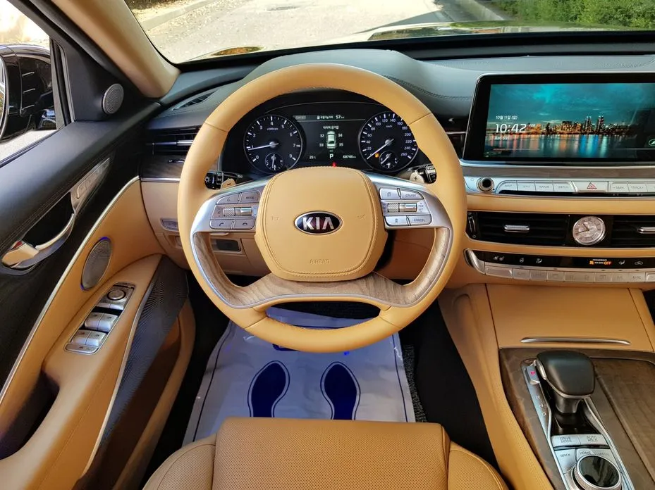 Kia K9