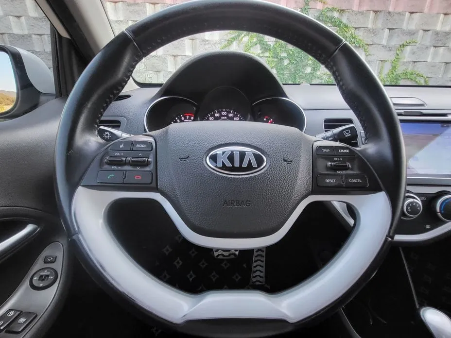 Kia morning