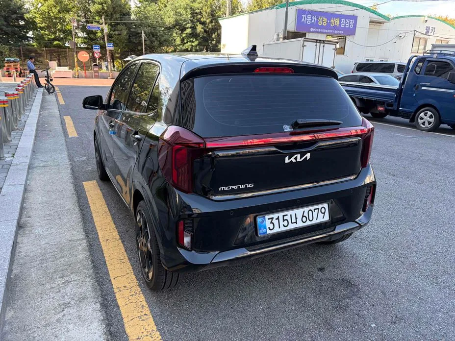 Kia morning