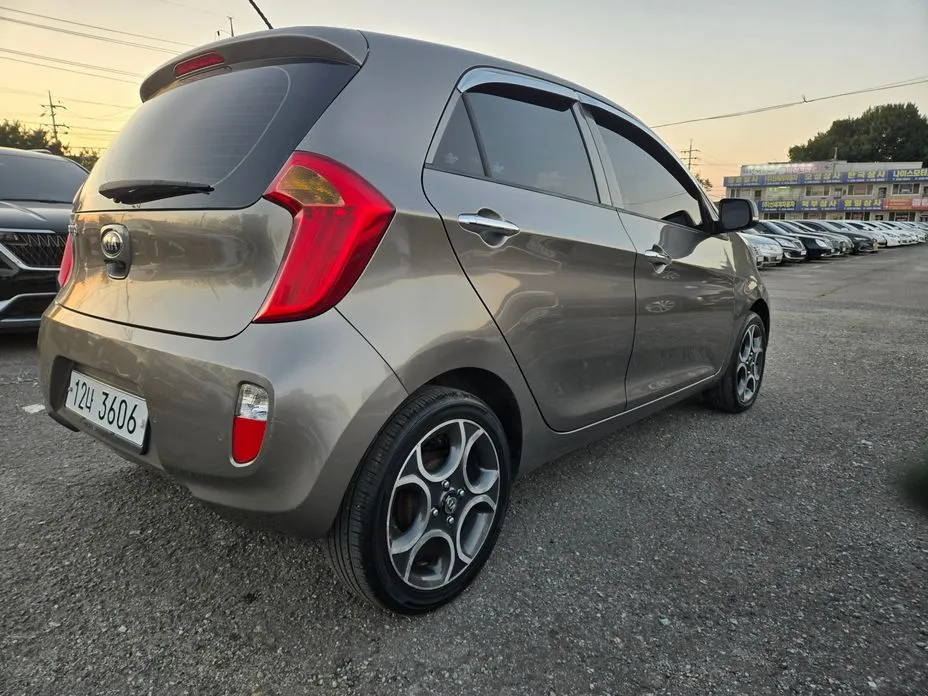 Kia morning