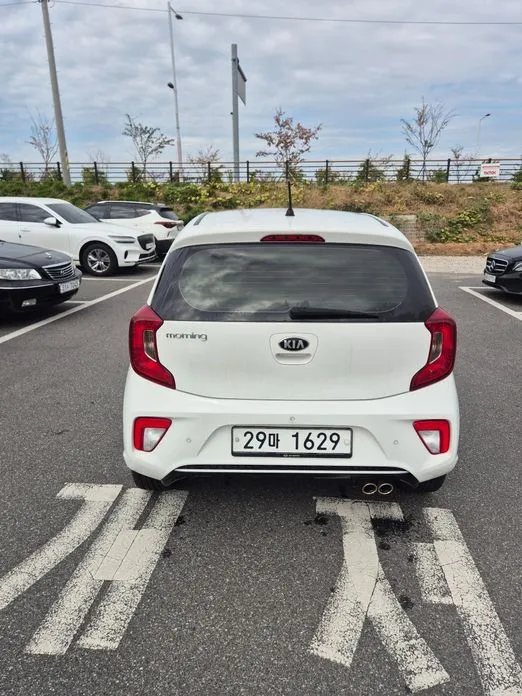 Kia morning