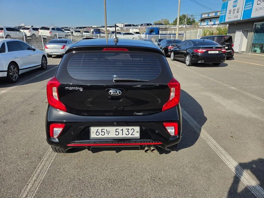 Kia morning