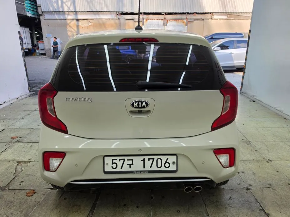 Kia morning