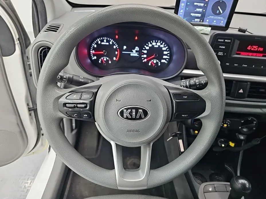 Kia morning