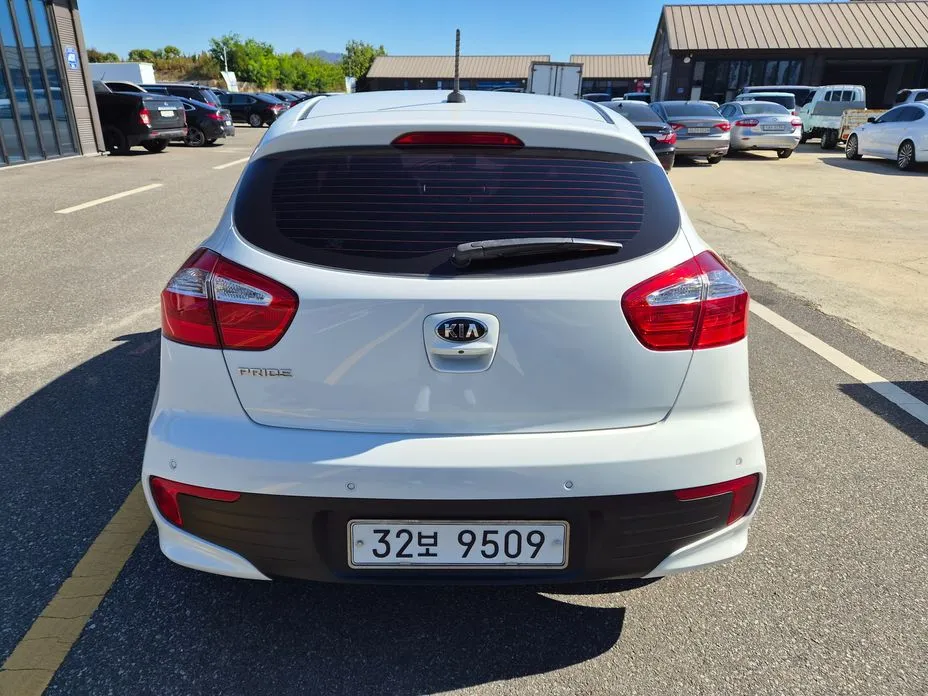 Kia pride