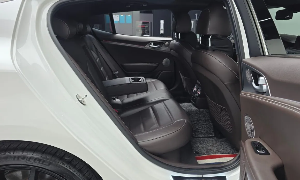 Kia Stinger