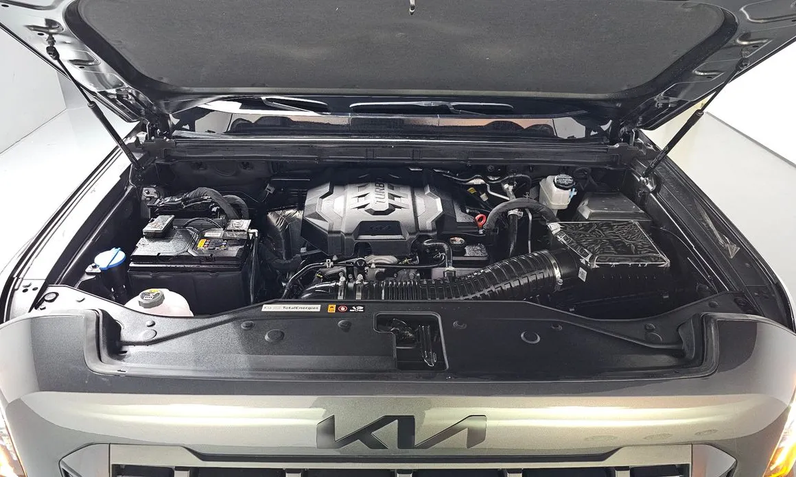 Kia Tasman