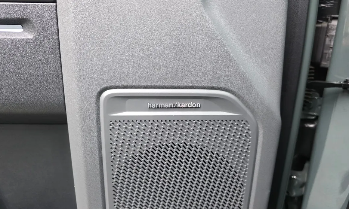 Kia Tasman