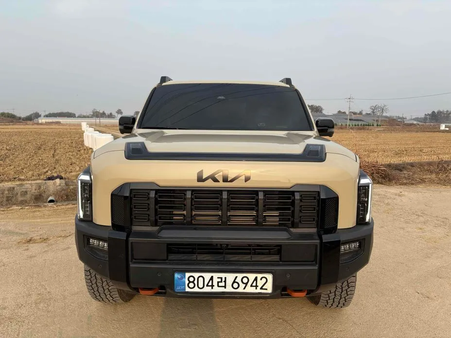 Kia Tasman