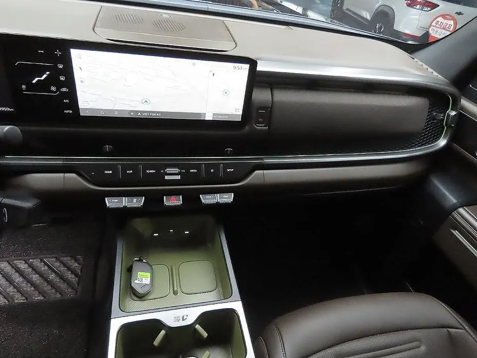 Kia Tasman