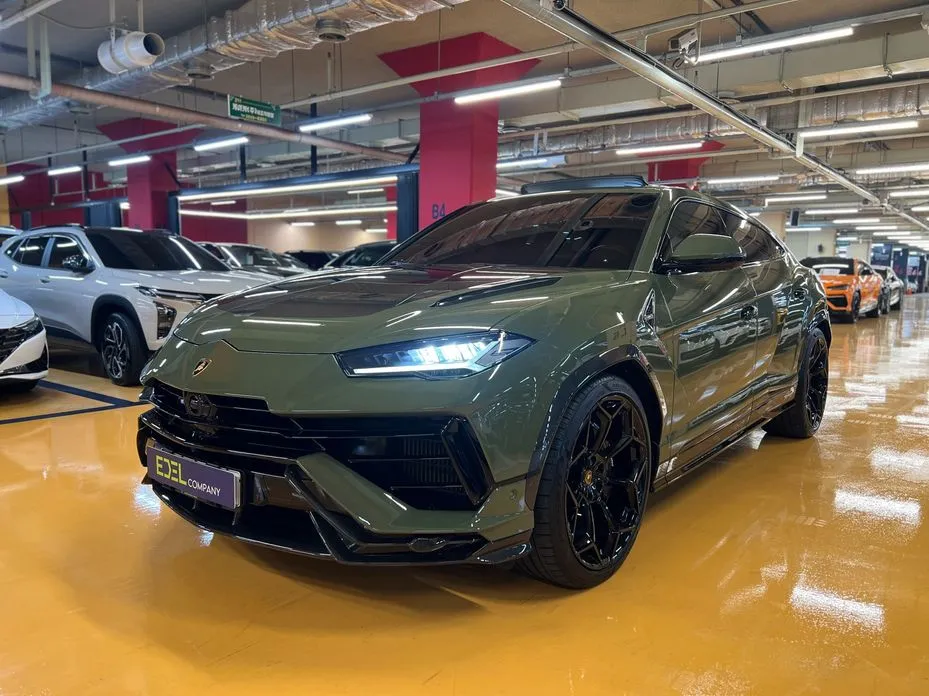 Lamborghini Urus