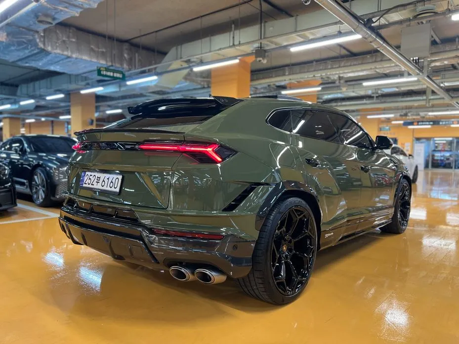 Lamborghini Urus