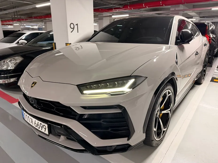 Lamborghini Urus