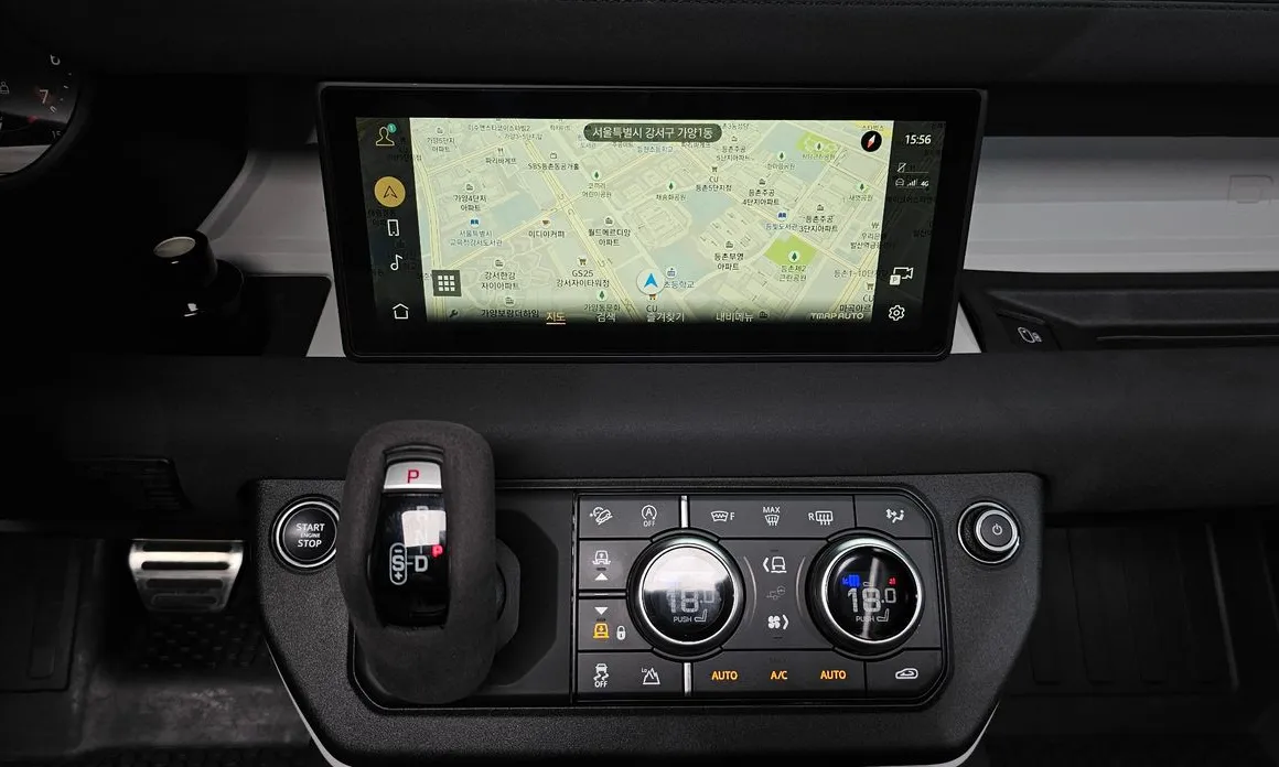 Land Rover Defender