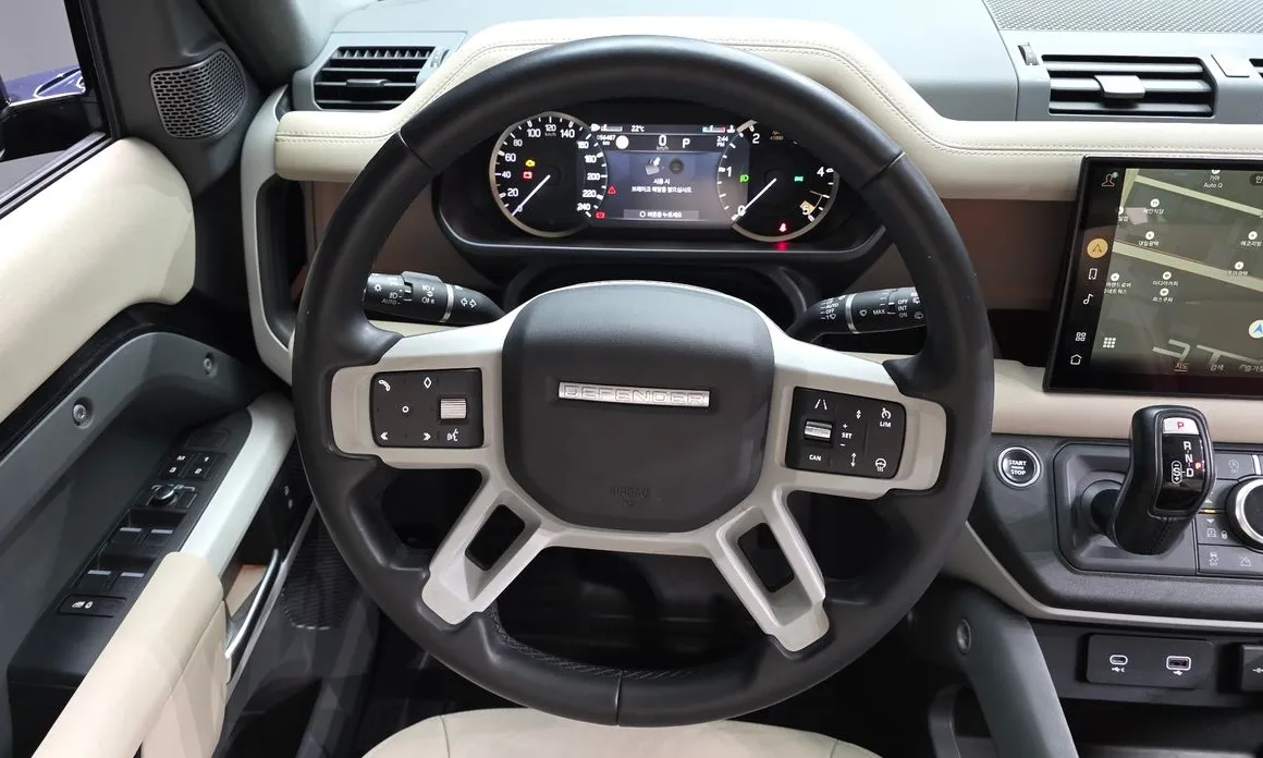 Land Rover Defender