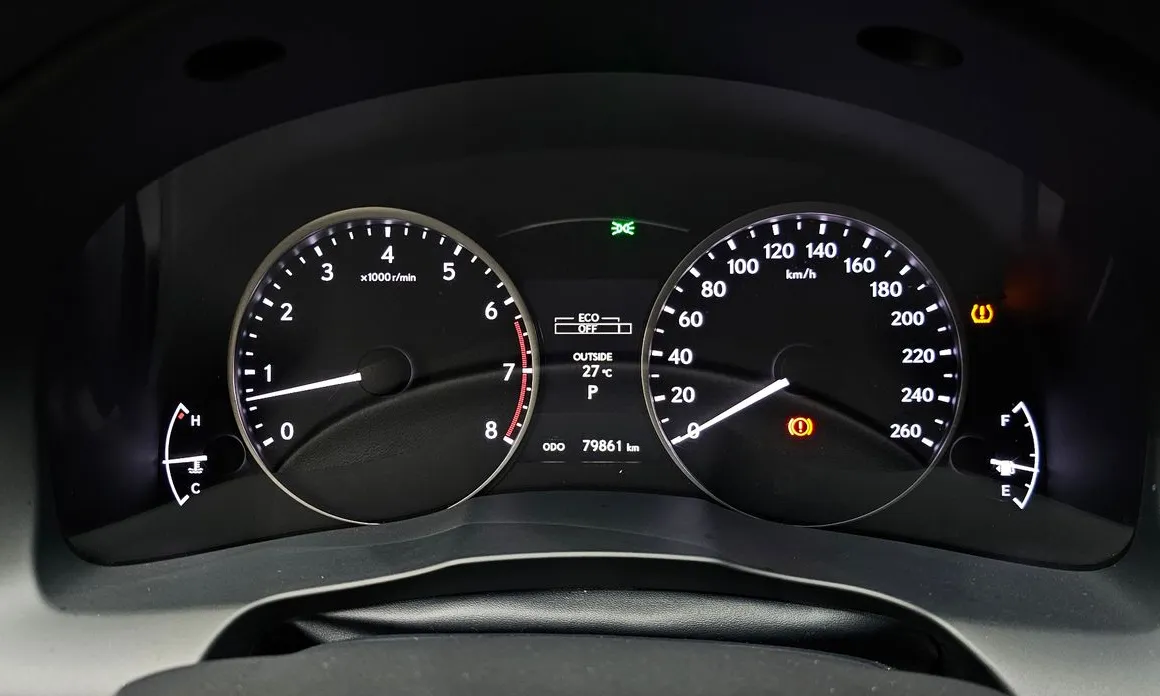 Lexus ES