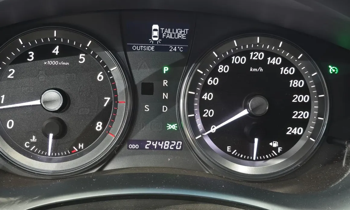 Lexus ES
