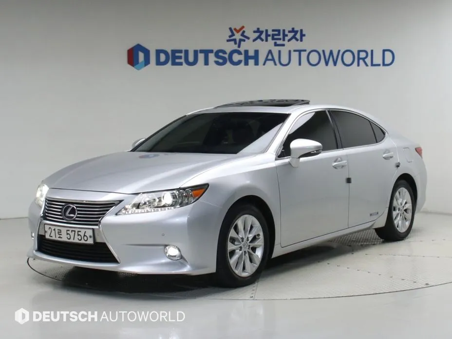 Lexus ES