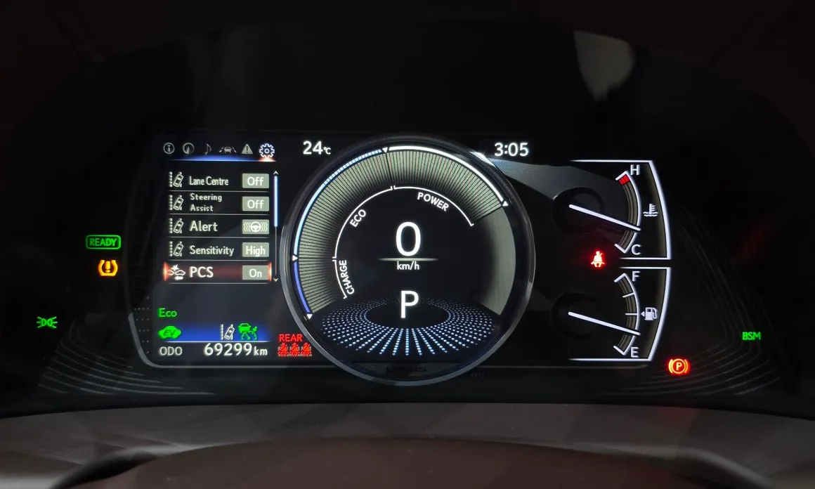 Lexus ES